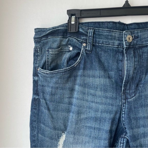 &Denim by H&M Skinny Regular Waist Dark Wash Lightly Distressed Stretch Jeans 18 - Picture 3 of 16